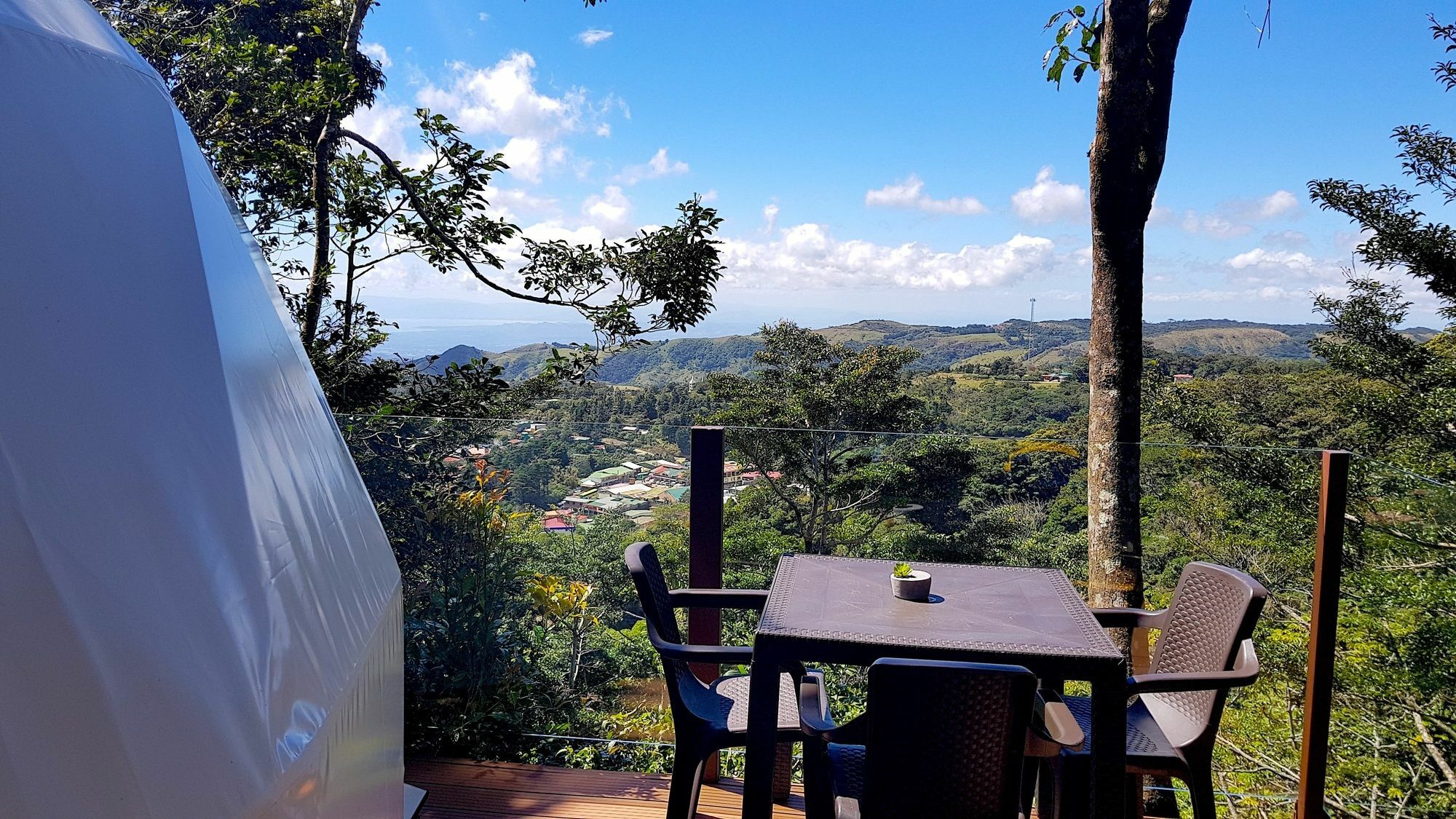 Chira Glamping Resort Monteverde Exterior foto